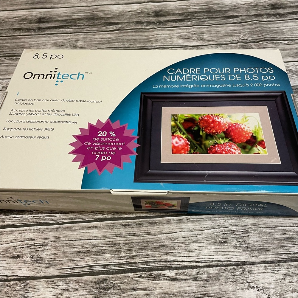 NWT IN BOX. Omni tech